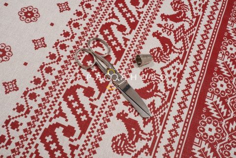 Ткань Полулён п/варёный 150 см 140 гр рис Вышивка (Петушки на крыше) 1026